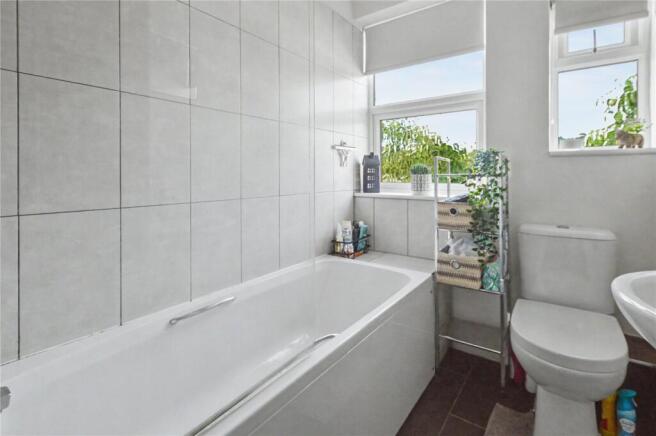 3 bed Terraced for sale Image 5