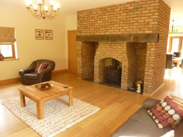 ANOTHER ROOM ASPECT