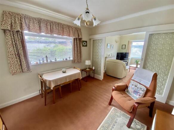 Bramleys Estate Agents - Hepworth Drive - Mirfield