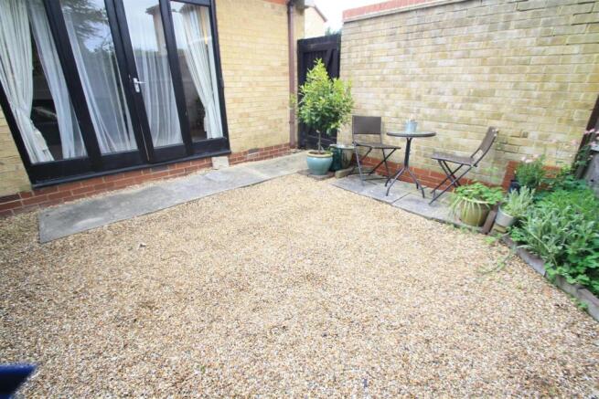 rear garden c.JPG