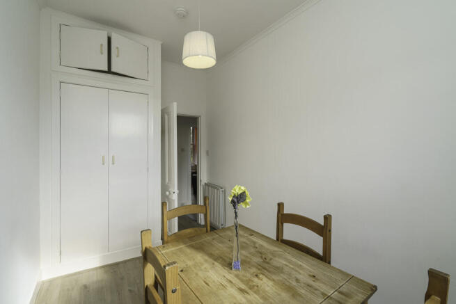 10. Dining room a...