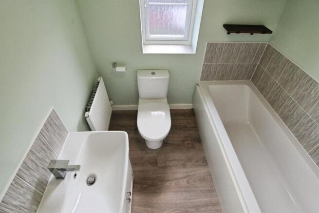3 bed Semi-Detached for sale Image 11