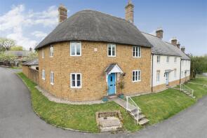 2c, Newtown, Beaminster DT8 3EW
