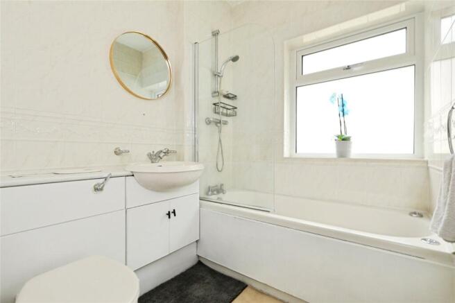 4 bed Detached for sale Image 12