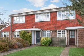 3, Mayfield Close, Hersham, Walton-on-thames KT12 5PR