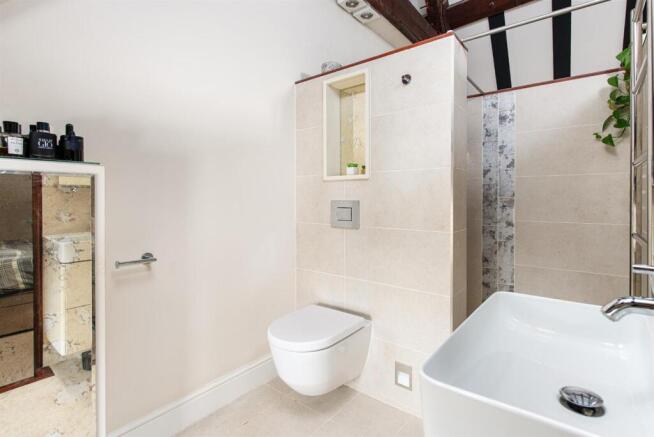 Bedroom1_Ensuite.jpg