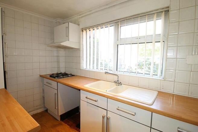 2 bed Semi-Detached for sale Image 7