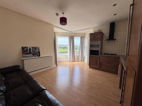 Open plan living 3 The willows.jpeg