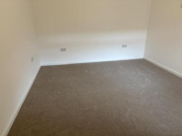 4 bed Barn Conversion to rent Image 6