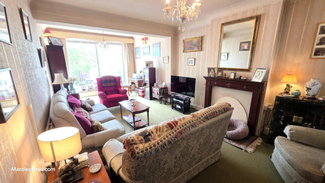 REAR THROUGH - LOUNGE