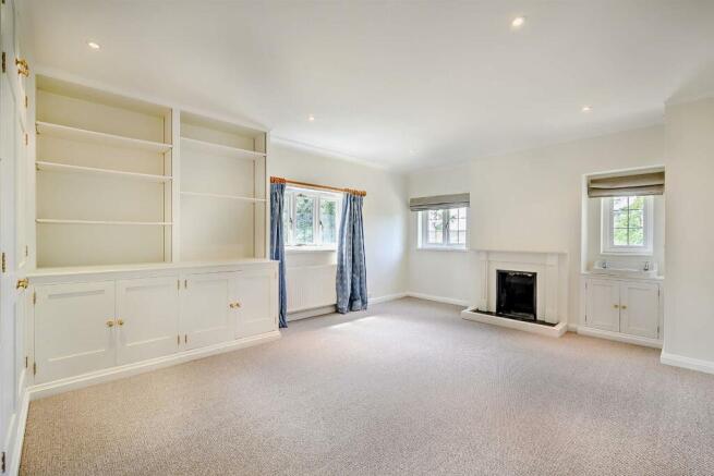 8562440-interior17-800.jpg