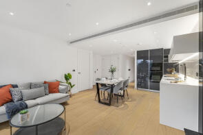 10, Reflections Apartments, Cascade Way, London W12 7ST