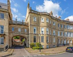 Flat 2, 20, Lansdown Crescent, Lansdown, Bath BA1 5EX
