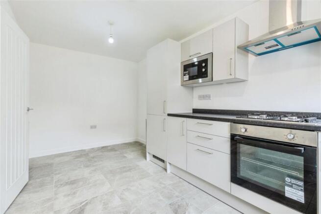 4 bed Detached for sale Image 5