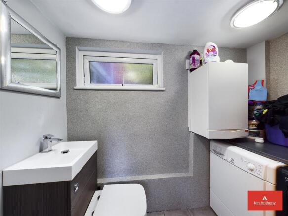 DOWNSTAIRS CLOAKROOM/UTILITY ROOM