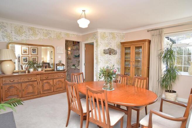 3 bed Detached Bungalow for sale Image 5