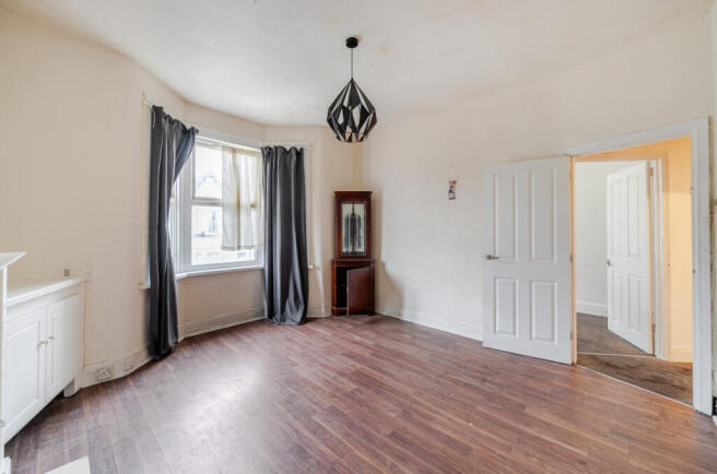 1421345-12-69b0a9...