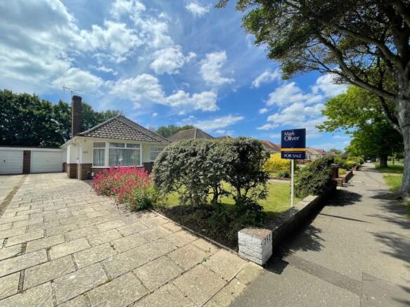 FRONT GARDENS