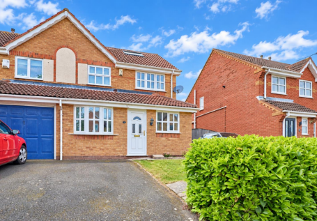 Cotman Drive, Hinckley