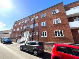 122, Earlham Court, Heigham Grove, Norwich NR2 3DL