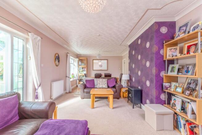Lounge Dining Room