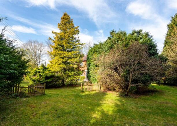 Coachmans Croft-garden5.jpg