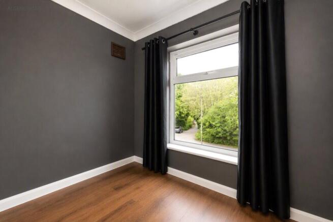 3 bed Semi-Detached for sale Image 10