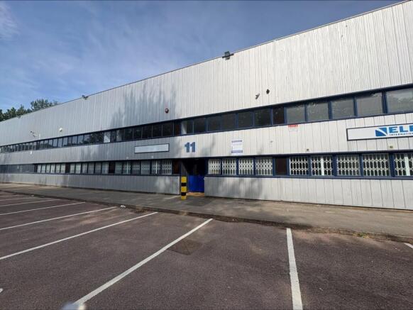 Unit 11 Carters Lane - External (3).jpeg