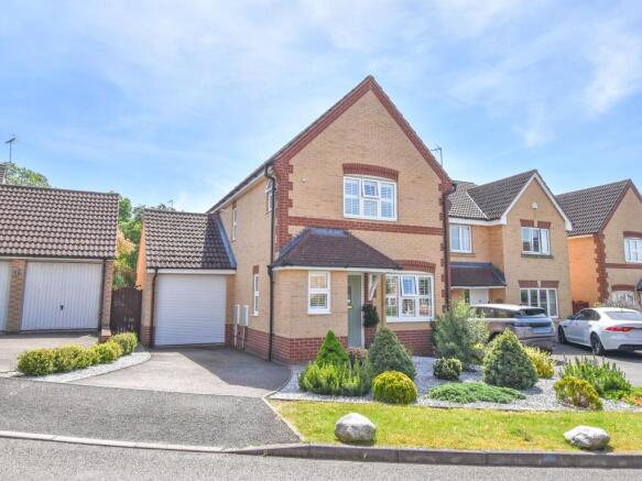 11 Herbert Gardens