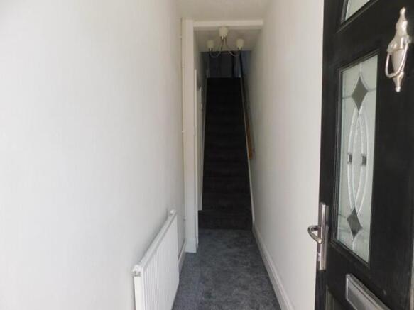 1 Winchester Road Hallway