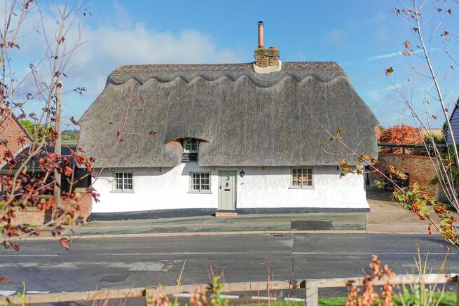 4-bed detached on High Street, Abbotsley, St. Neots, £850,000