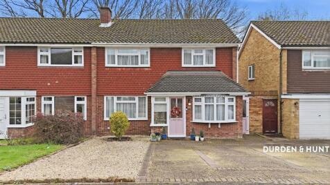 Woolhampton Way, Chigwell, IG7