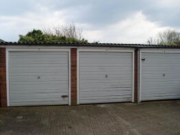 47, Orchard Avenue, Rainham RM13 9NZ