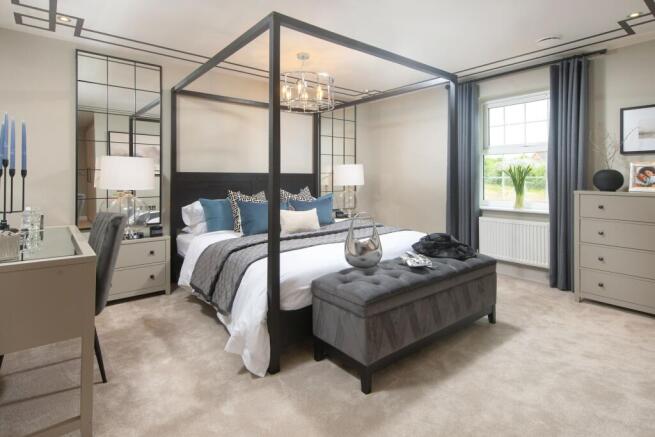 5 bed Detached for sale Image 6