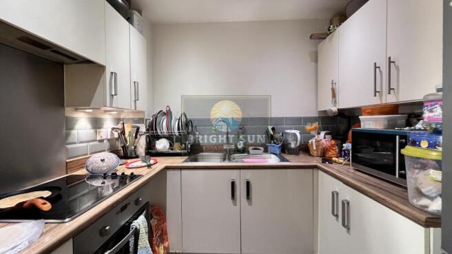 Kitchen pic 3.jpeg