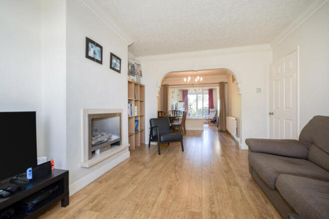 3 bed Semi-Detached for sale Image 5