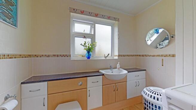 CLOAKROOM/WC