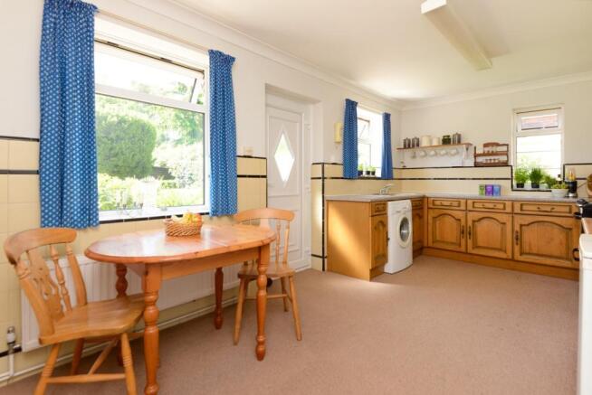 Kitchen/Breakfast Ro
