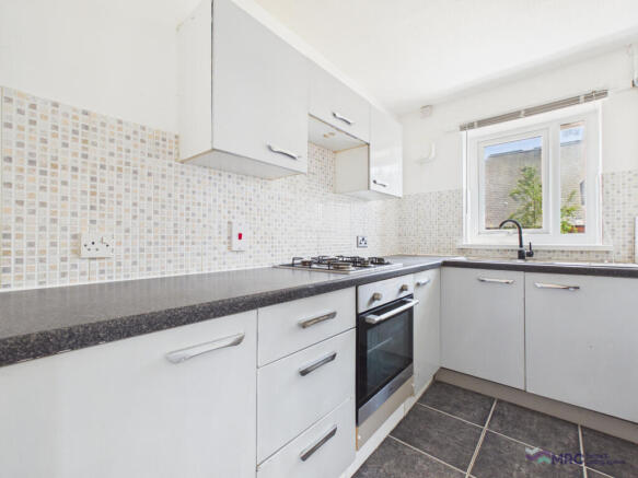 1 bed Flat to rent Image 5