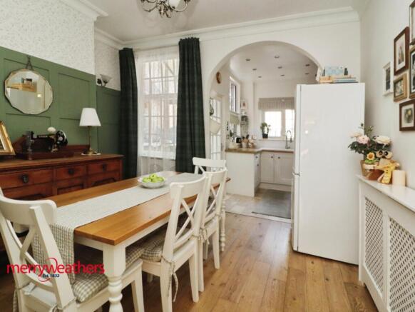 2 bed Terraced for sale Image 5