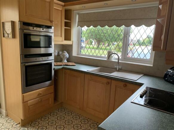 Kitchen.jpg