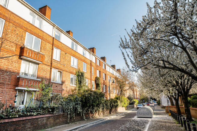 1432028-2-69bc179...