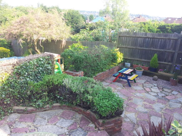 Photo 10