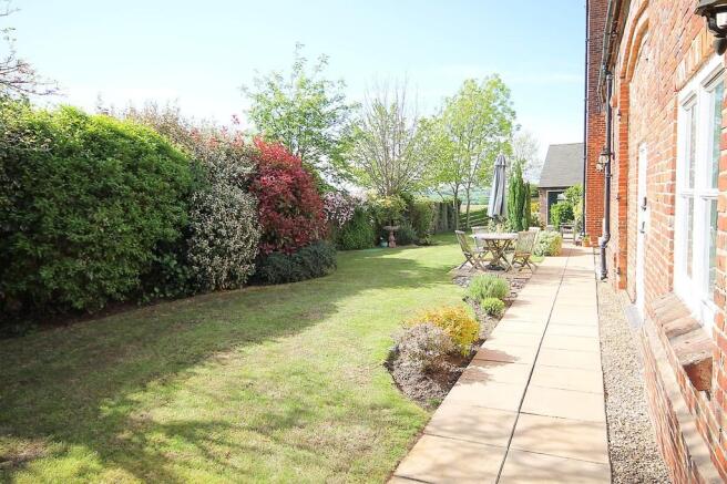 GARDEN