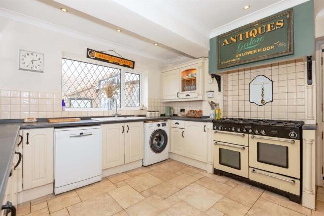 Littlehampton Rd_14.jpg