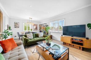 31a, Rydens Road, Walton-on-thames KT12 3AF