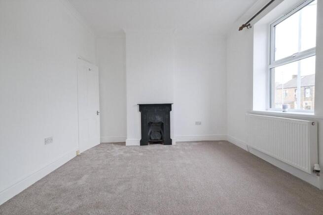 2 bed Terraced to rent Image 10