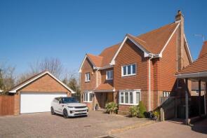 10, Rushclose, Shanklin PO37 7NW