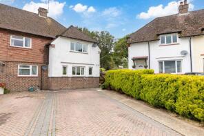 26, Featherstone, Blindley Heath RH7 6JY