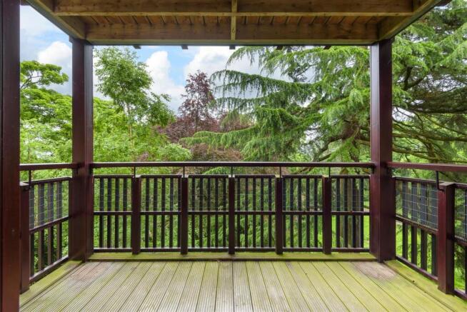 2 bed Apartment to rent Image 9